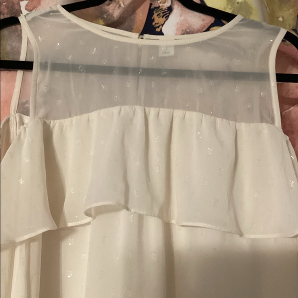 NWT Womens shoulder cut out blouse small - Picture 2 of 3